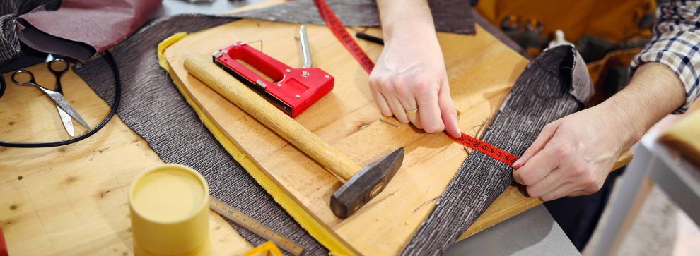Les frères rempaillleurs canneurs 94 tapissier sur Alfortville … dans le Val-de-Marne (94). : Votre artisan rempailleur et canneur réalise le rempaillage et cannage de vos chaises, fauteuils, bancs, tabourets, tables basses, etc. Tapissier, tapisserie d’ameublement, canneur, cannage et rempailleur, rempaillage de chaise, remise en état de sièges anciens, fauteuils ...